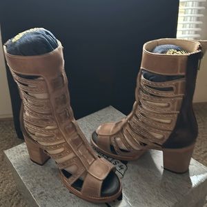 Lotus Freebird by Steven